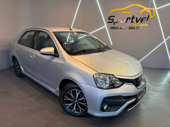 TOYOTA ETIOS 1.5 PLATINUM SEDAN 16V FLEX 4P AUTOMÁTICO TOYOTA ETIOS 1.5 PLATINUM SEDAN 16V FLEX 4P AUTOMÁTICO